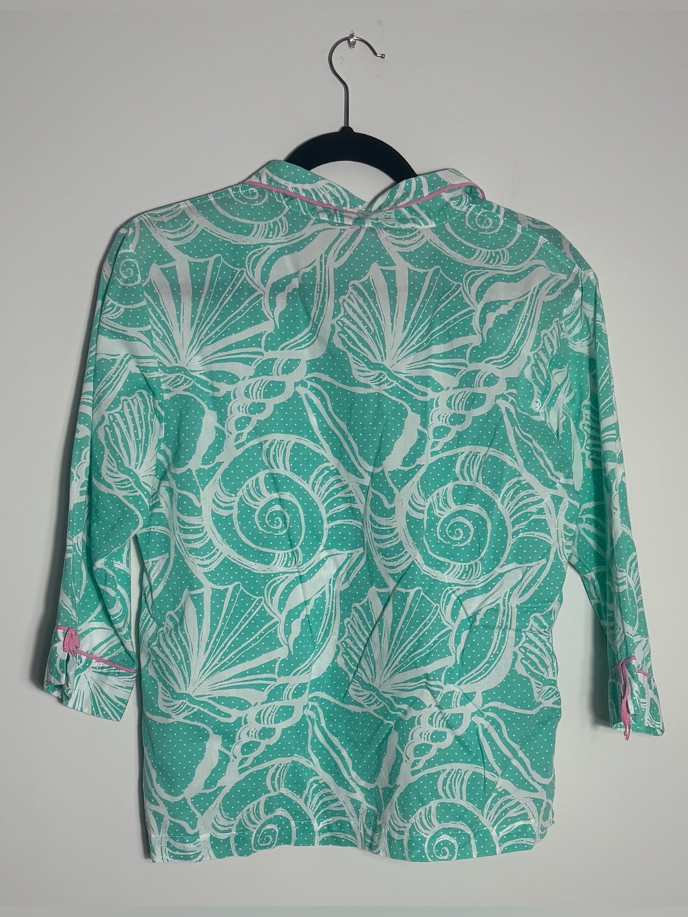 Lilly Pulitzer Seashell Print Button-Front Pajama Top Size Small - Picture 2 of 5